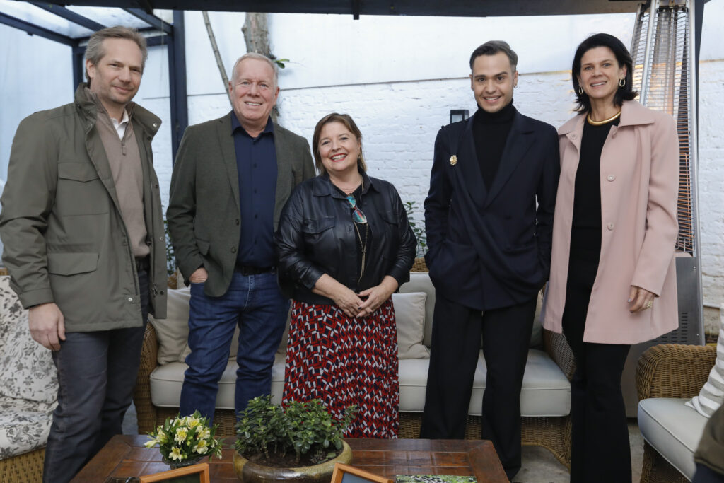Novo navio de luxo da Regent é apresentado a agentes durante evento do TTWGroup em São Paulo